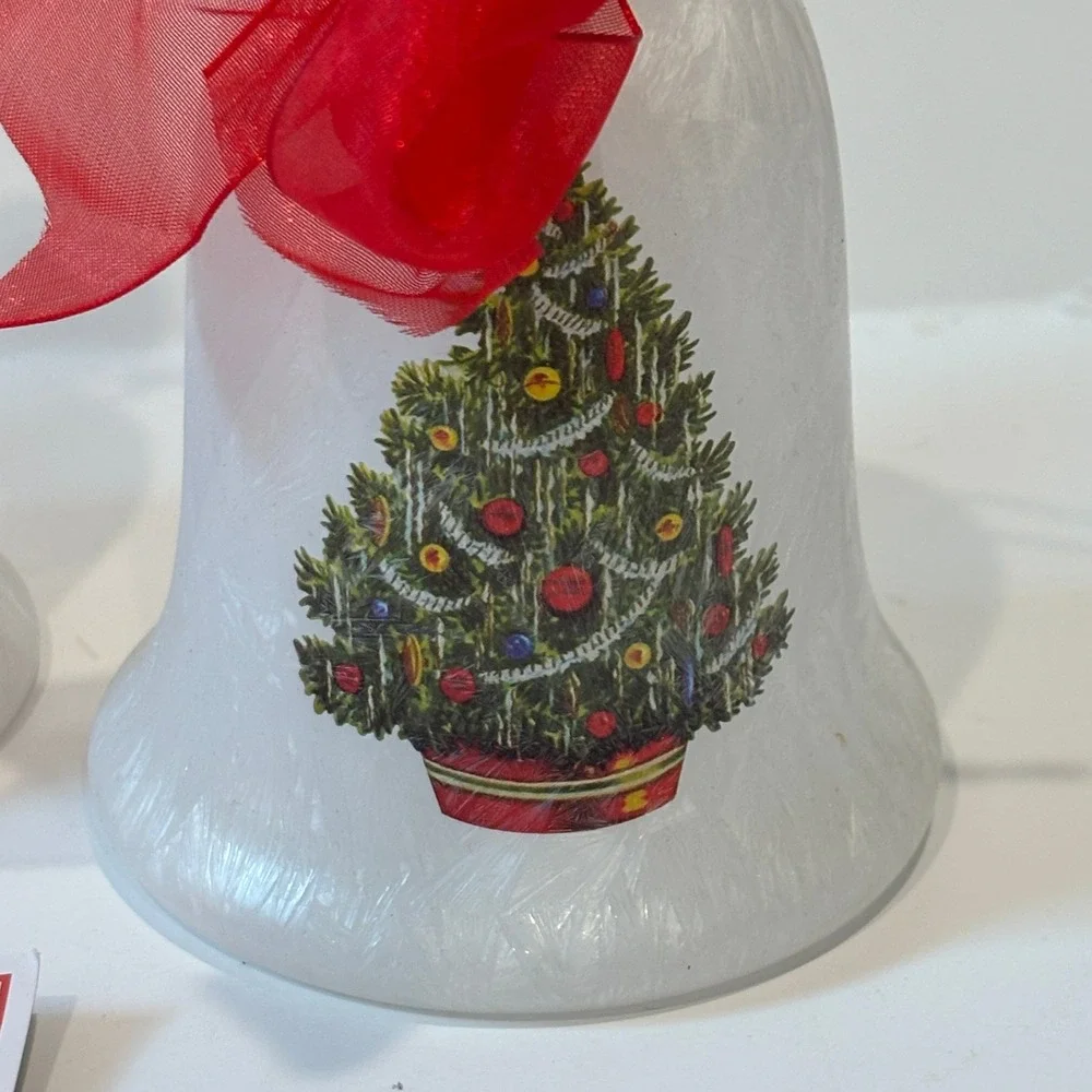 Mr. Christmas Glass Bells Set of 4 Frosted Lighted Ornaments Timer Vintage Style